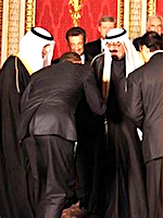 image Obama bows to the Saudi king