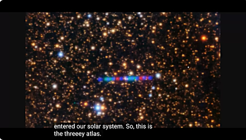 image Comet 3I/Atlas seen as a spaceship