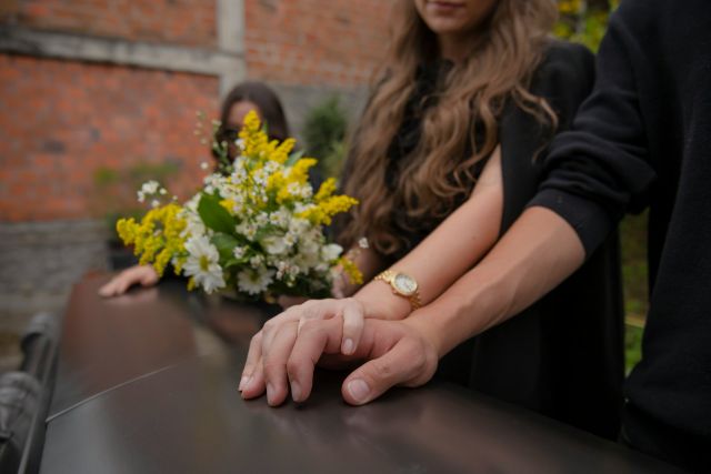 A Compassionate Guide: Mistakes to Avoid When Planning a Funeral Service
