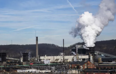 Major explosion at Pennsylvania steel mill