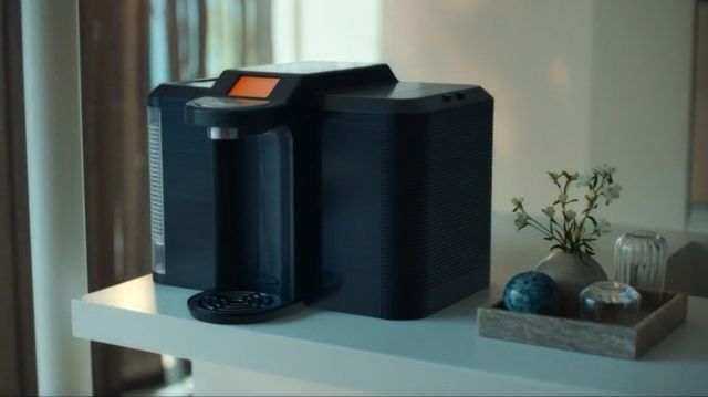 First Ever Light-Infused Water Unveiled!  What Can This Water Do For Your Body & Cells? (Video)